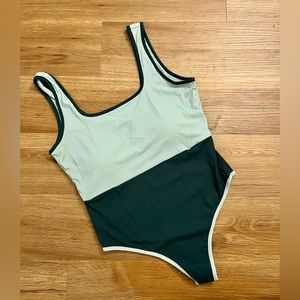 Kittenish Color Block Blue and Teal One Piece Bathing Suit  ✨ Size X-Large ✨